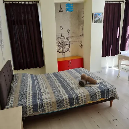 Taxim (adults Only) 旅馆 *