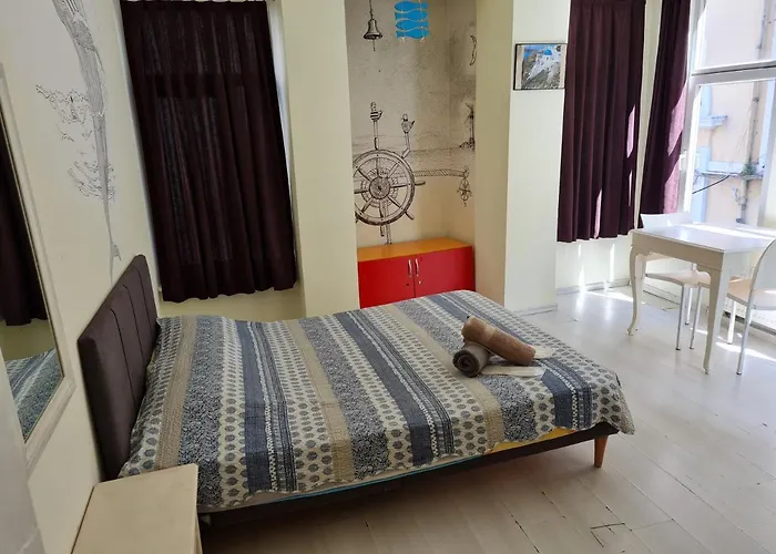 Taxim (adults Only) Hostel *